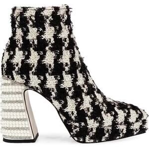 Betsey‎ Johnson Houndstooth Boots Size 5 Black White Embellished Block Heel NEW